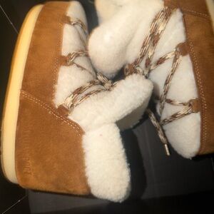 Moon Boot Tan and Cream Winter Boots